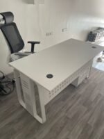 Bureau 140 cm