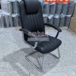 Chaise Visiteur Matelassé Noir