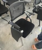 Chaise Visiteur Similicuir Noir – Image 4